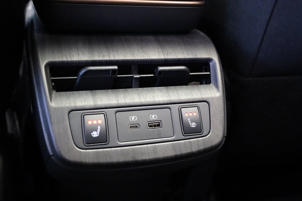 Nissan Ariya 87 90 kWh Evolve Pano Drag ProPilot Bose 360° Navi 2023