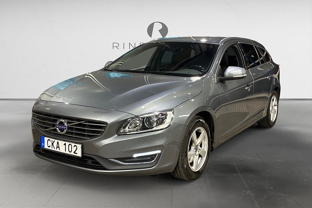 Volvo V60 D3 150 HK AUT SUMMUM D-VÄRM DRAG NAVI SKINN 11700MIL