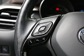 SUV Toyota C-HR 22 av 26