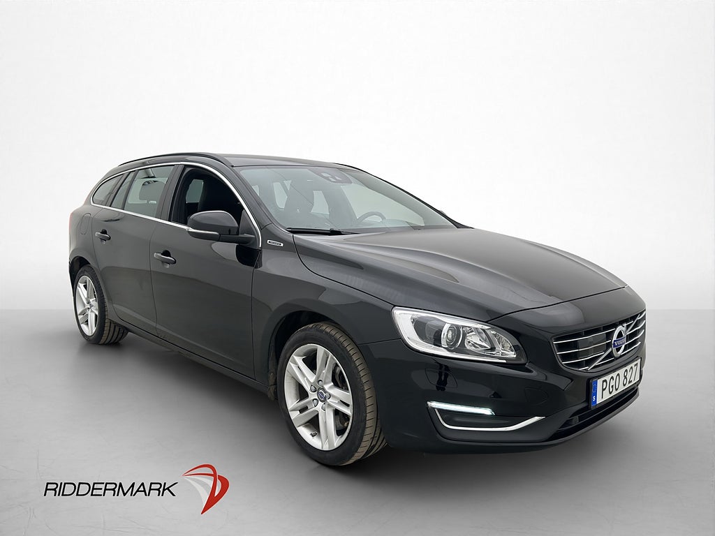 Volvo V60 D5 Plug-in AWD Momentum VOC Kamera Navi Sensorer