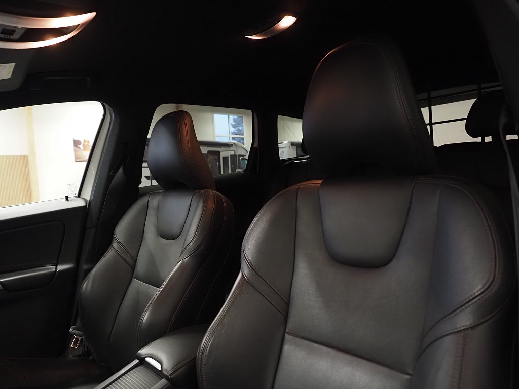 Volvo XC60 D4 190hk AWD Classic Summum | Drag | Kamera | Navi | 2017