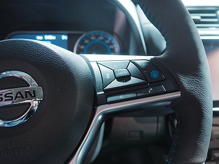 Halvkombi Nissan Leaf 15 av 21