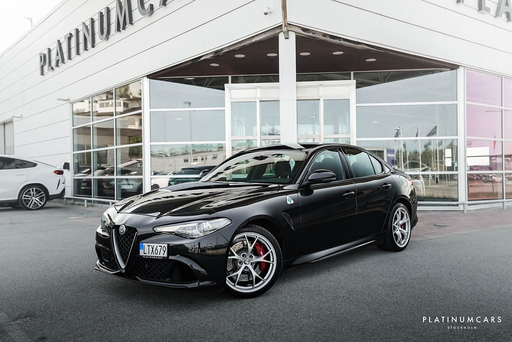 Alfa Romeo Giulia Quadrifoglio 510hk / Kolfiber /  H&K 