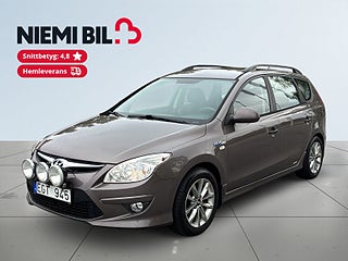 Hyundai i30 CRDi Select Drag/SoV-Däck/Värmare/Psens – bild 1