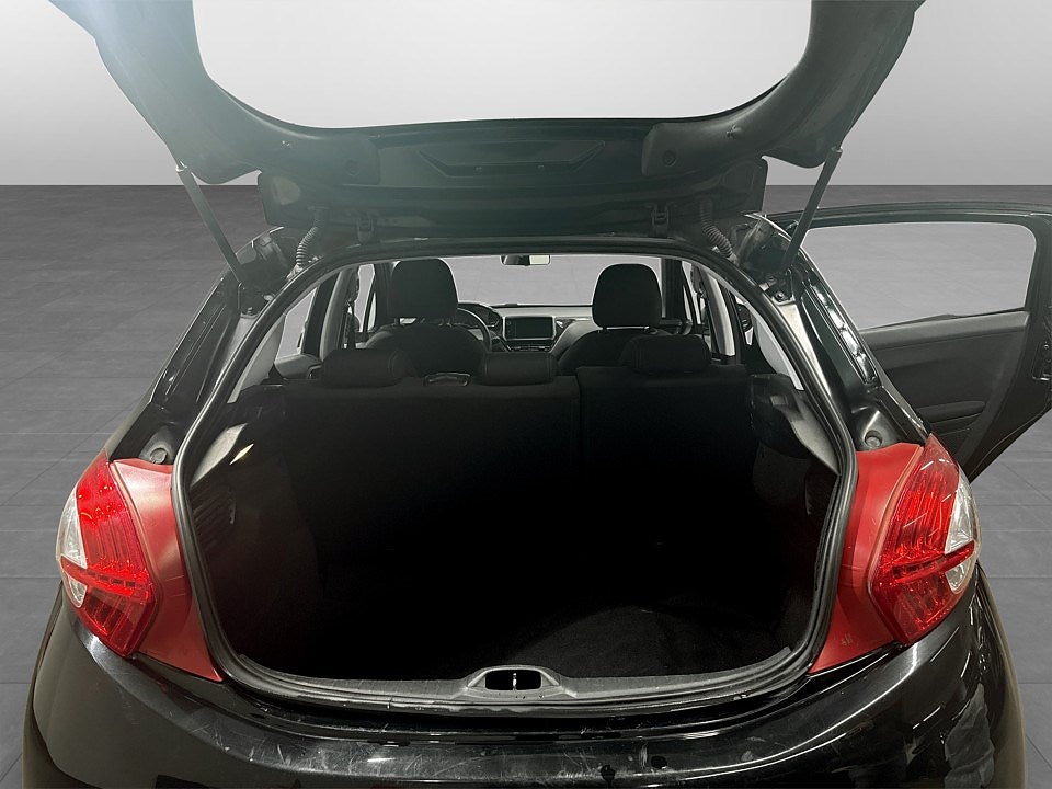 Bild på Peugeot 208 1.2 VTi 82hk - P-SENSORER BAK