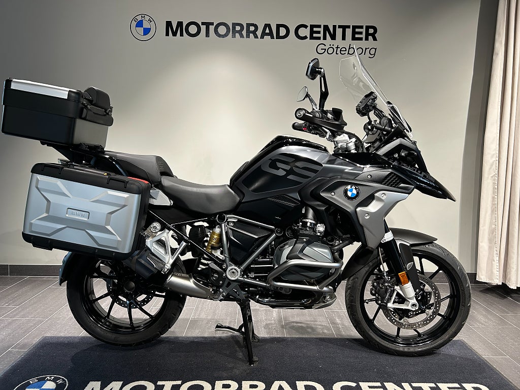 BMW R1250GS / 3,45% ränta/Triple Black / 3 väskor / Endast 1258 mil!