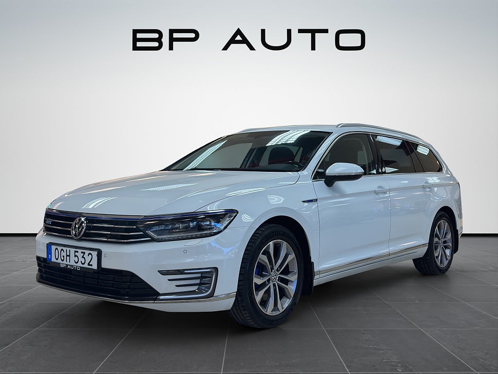 Volkswagen Passat Volkswagen Passat GTE 1.4 TSI | Drag B-Kamera Nybes 