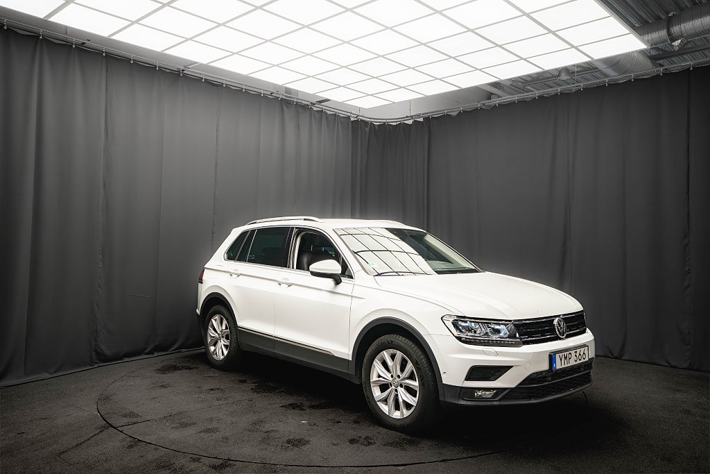 Volkswagen Tiguan TSI 4Motion LÄDER B-VÄRMARE DRAG KAMERA COCKPIT HEAD-UP