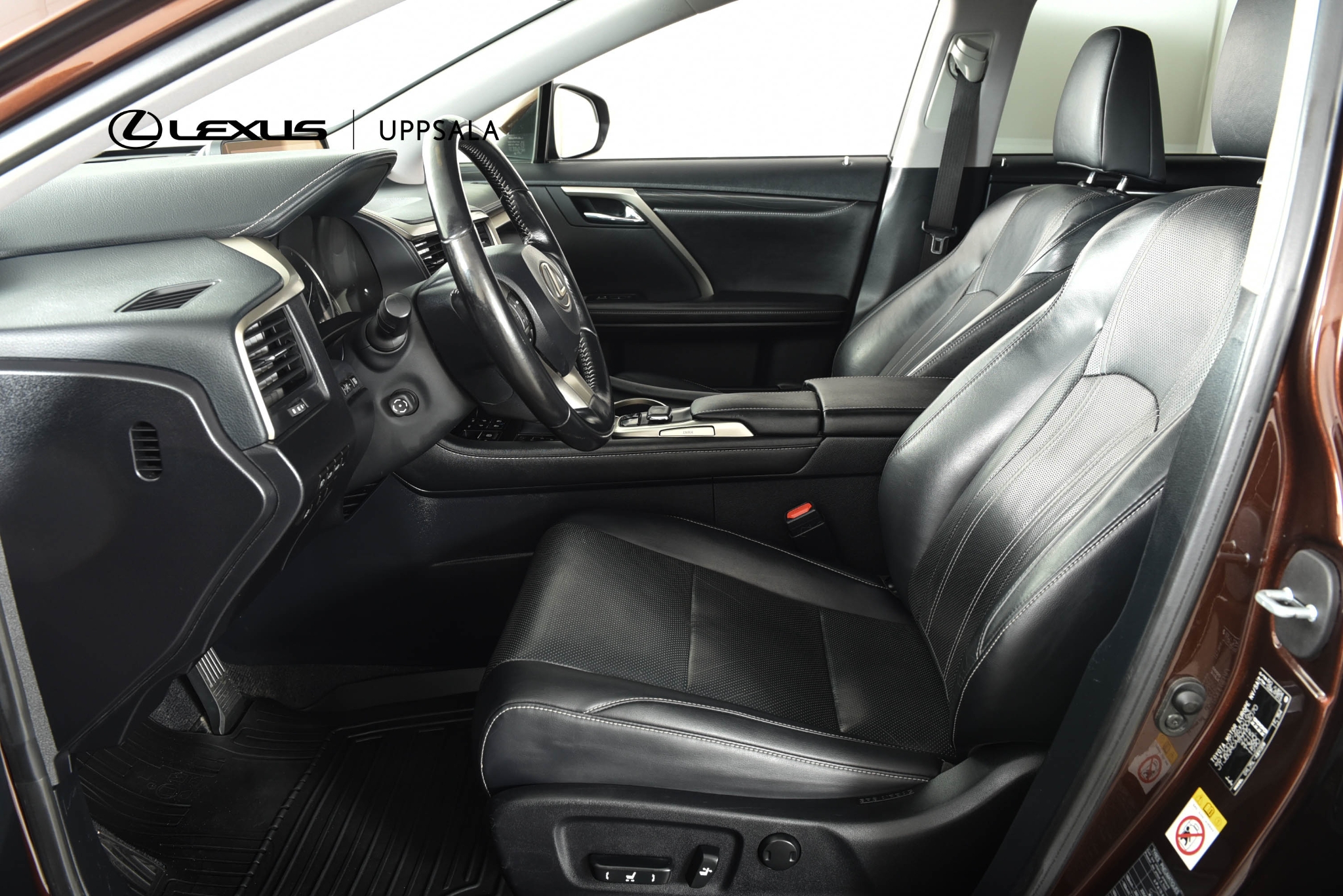 Lexus RX 2016, kuva 6/50
