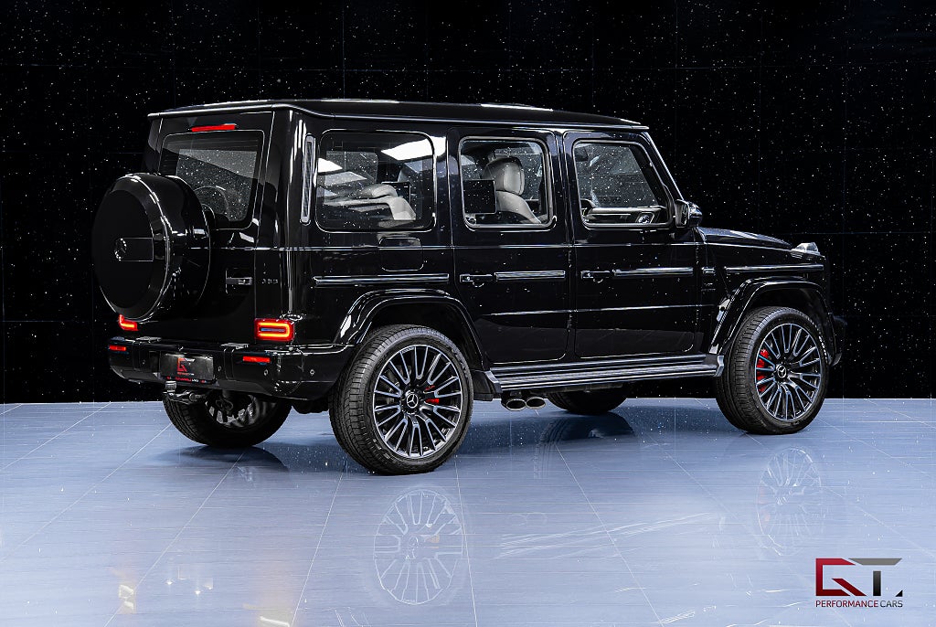 Mercedes-Benz G63 AMG 2025 MOMS SUPERIOR TV Platina White 22" Carbon PK1