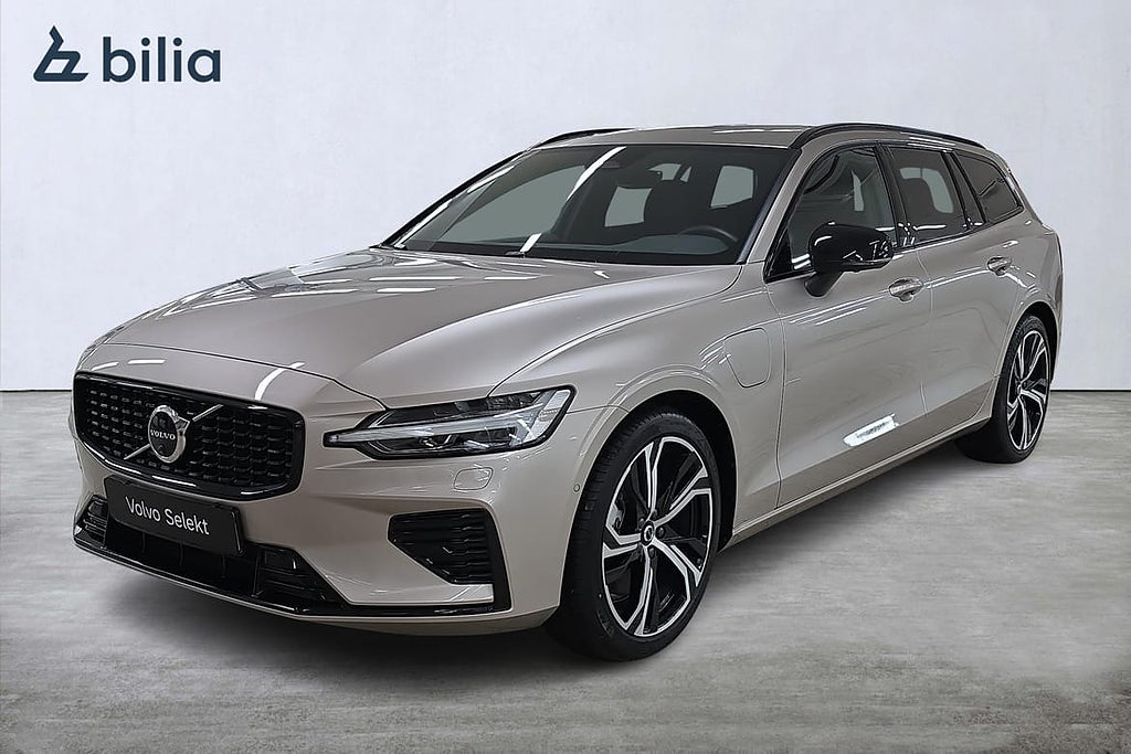 Volvo V60 T6 Plus Dark Nordic Edition/ 360 kamera / Harman Kardon / Goo...