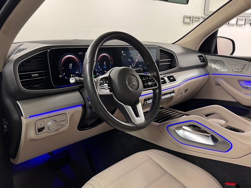 Mercedes-Benz GLE350 de 2020 - miniatyr 3
