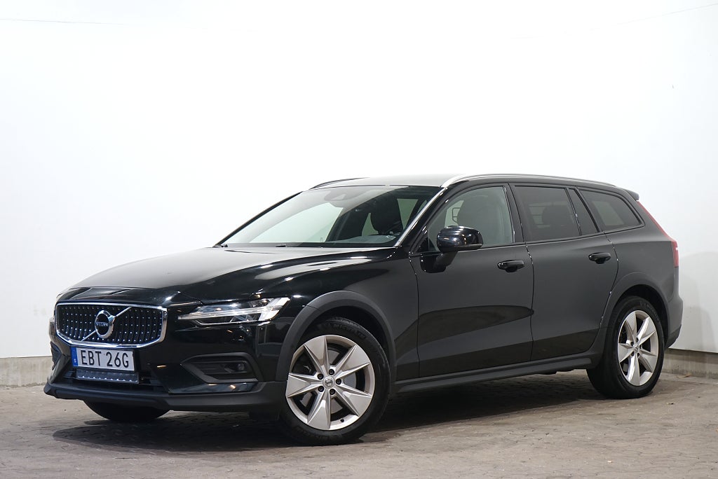 Volvo V60 Cross Country B4 AWD Advanced Navi Dragkrok B-Kamera 197hk