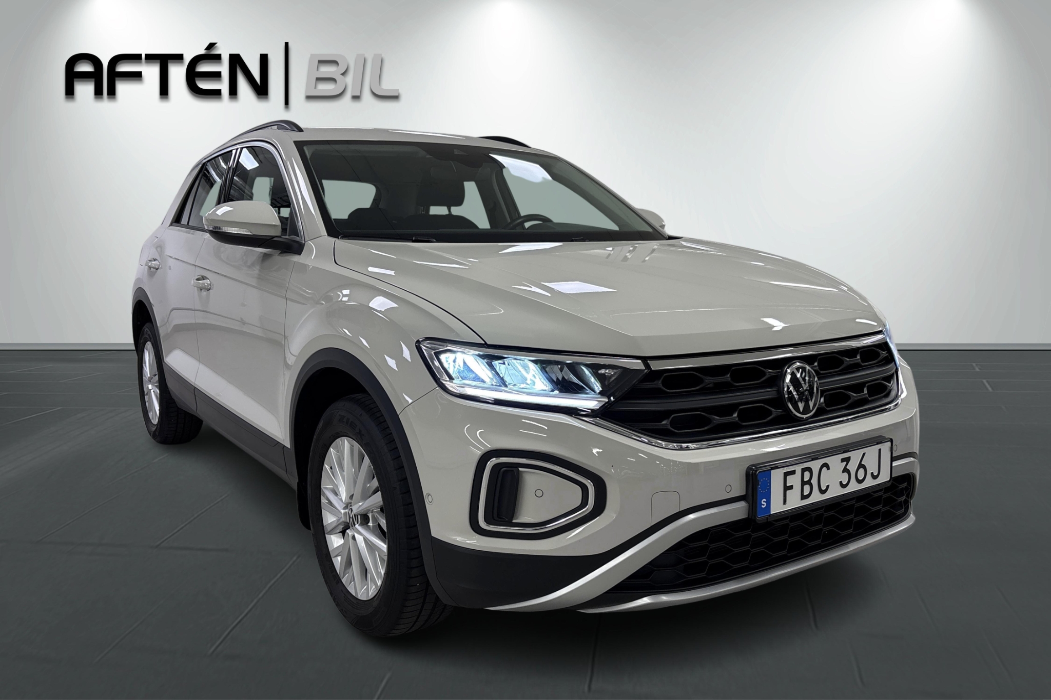 Volkswagen T-Roc 1.0 TSI 2023, bild 4/10