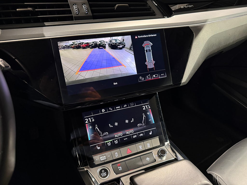 Audi q8-e-tron 2024 - miniatyr 14