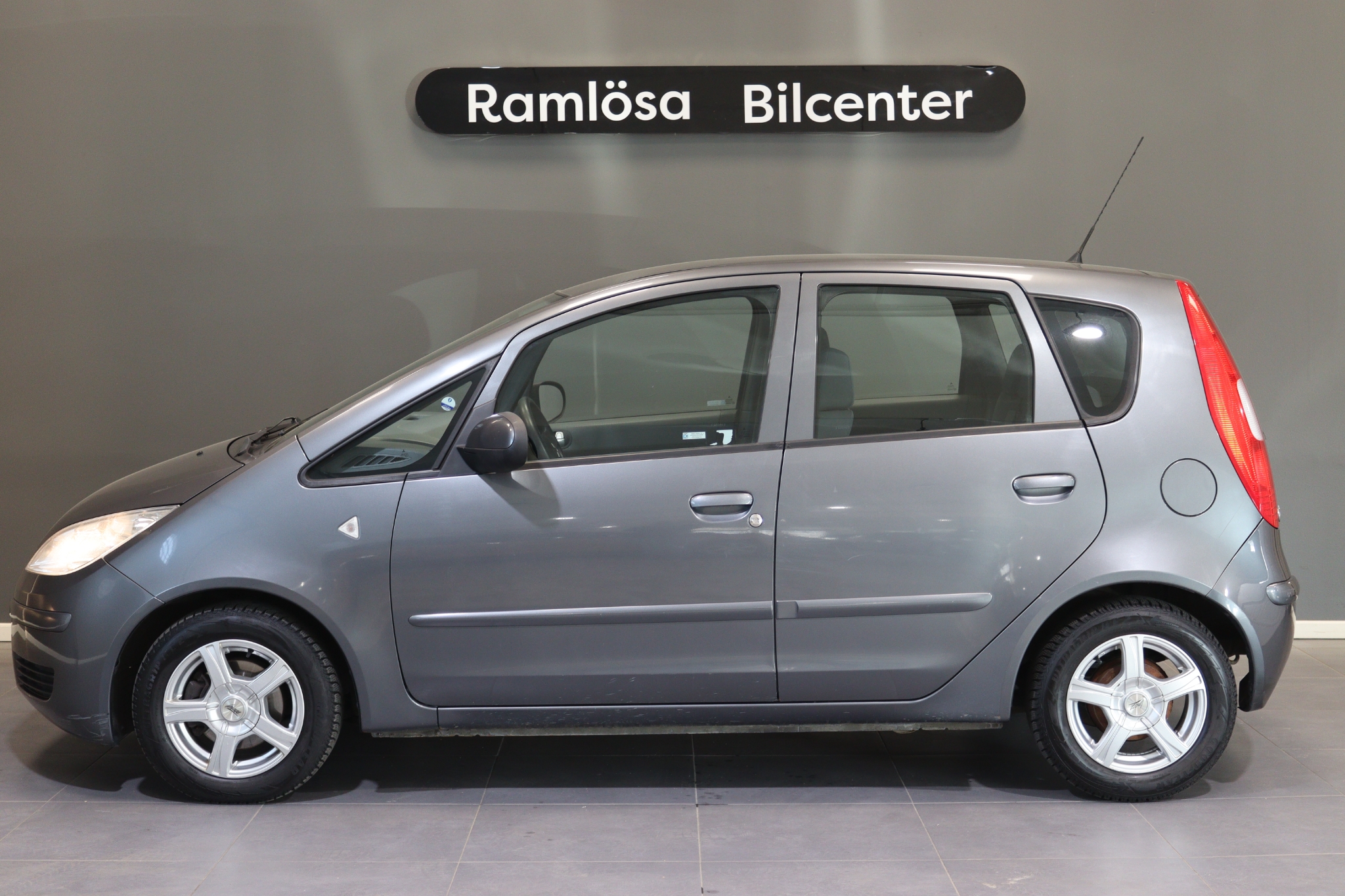 Mitsubishi Colt 2007, bild 2/47