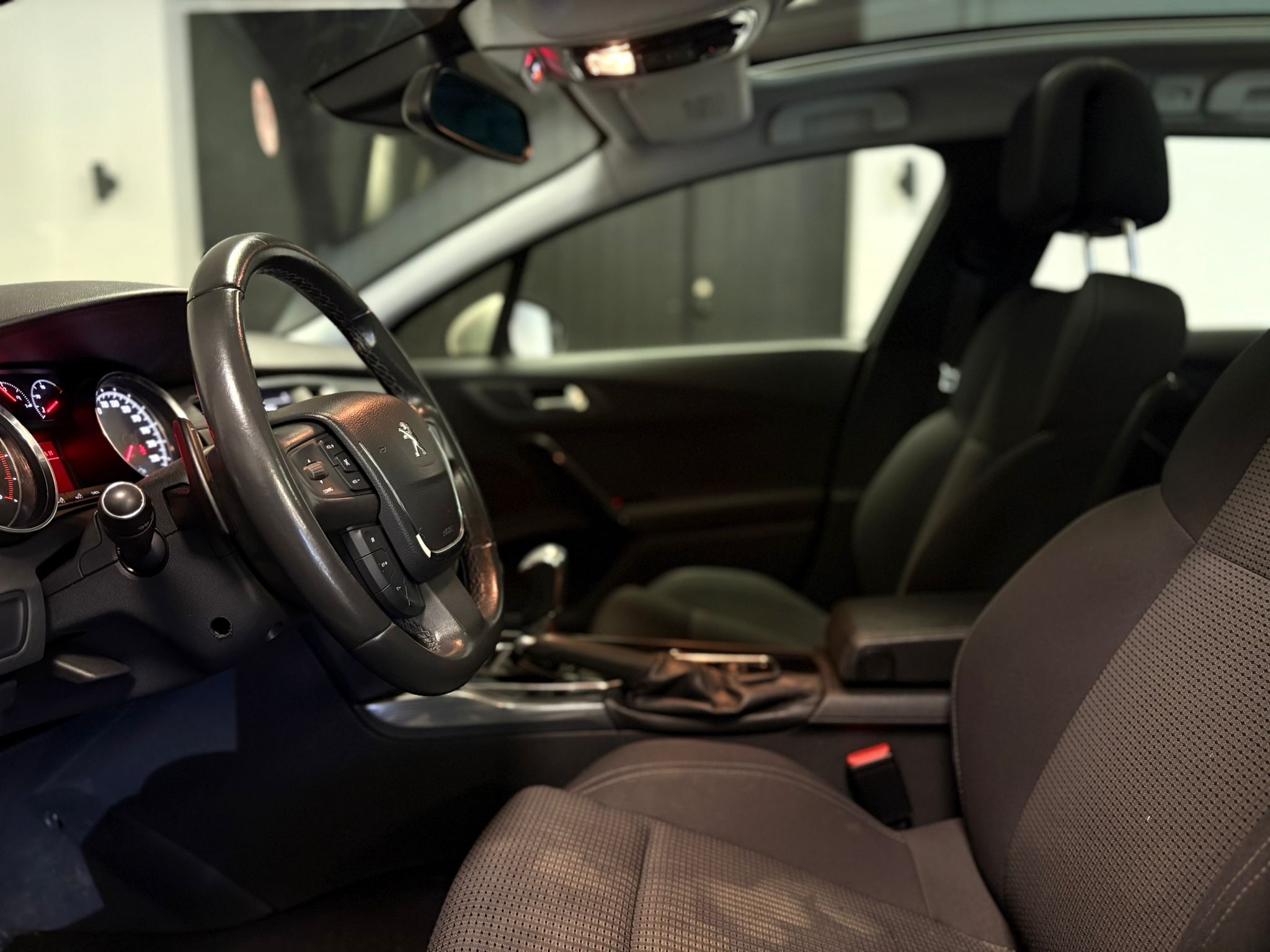 Peugeot 508 2012, photo 7/53