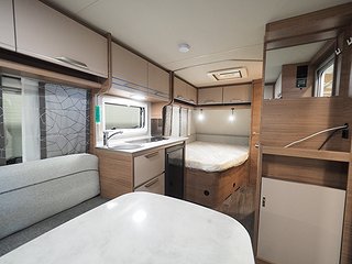 Husvagn, 1-axl Knaus Sport 450 FU 13 av 21