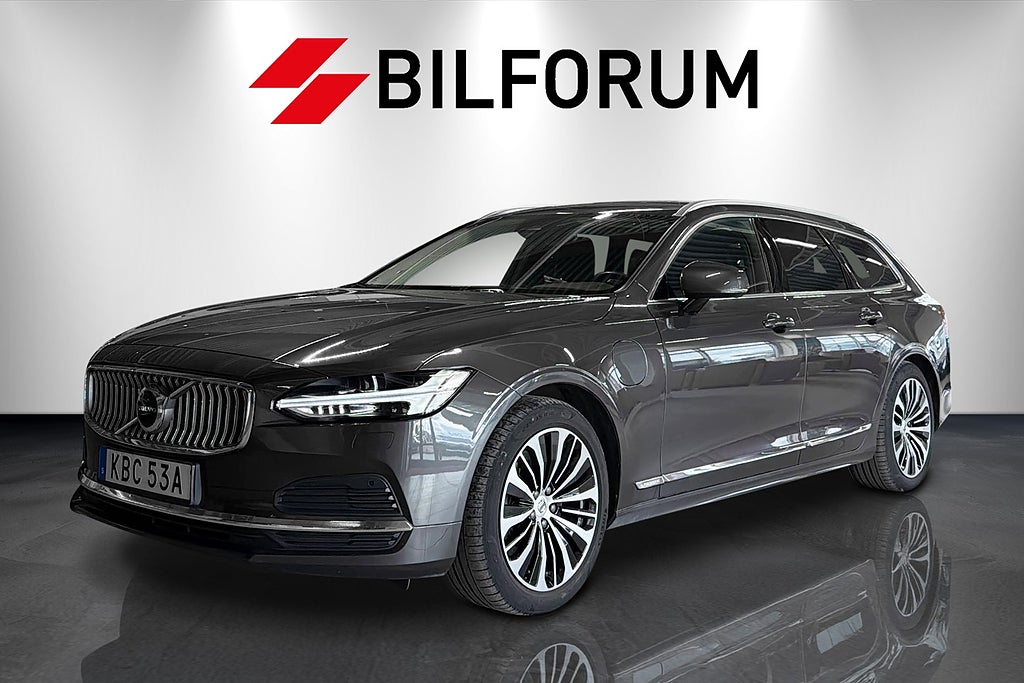 Volvo V90 Recharge T6 AWD CORE BRIGHT / NAVI / KAMERA / DRAG