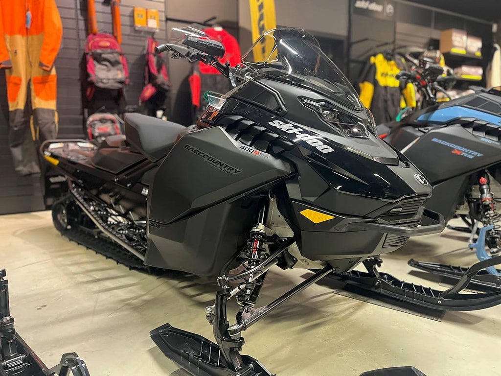 Ski-Doo Backcountry Adrenaline 600R 146 -26 "Spara 22 500kr" 