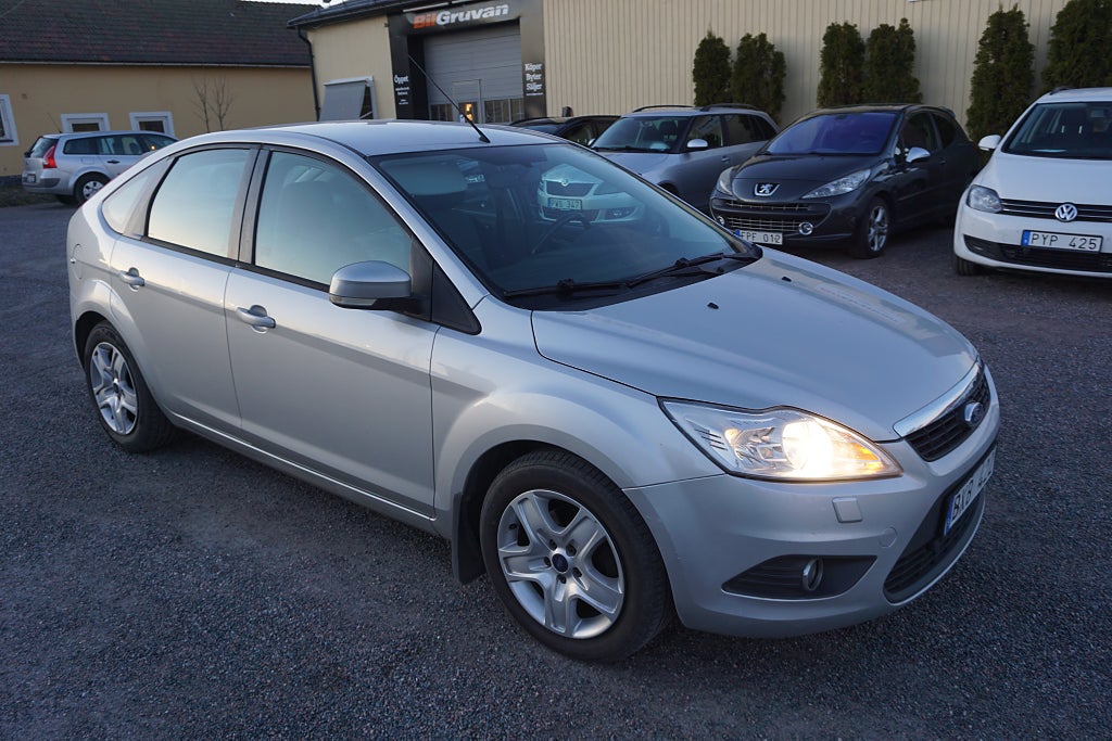 Ford Focus 5-dörrars 1.6 TDCi Platinum M-Värmare