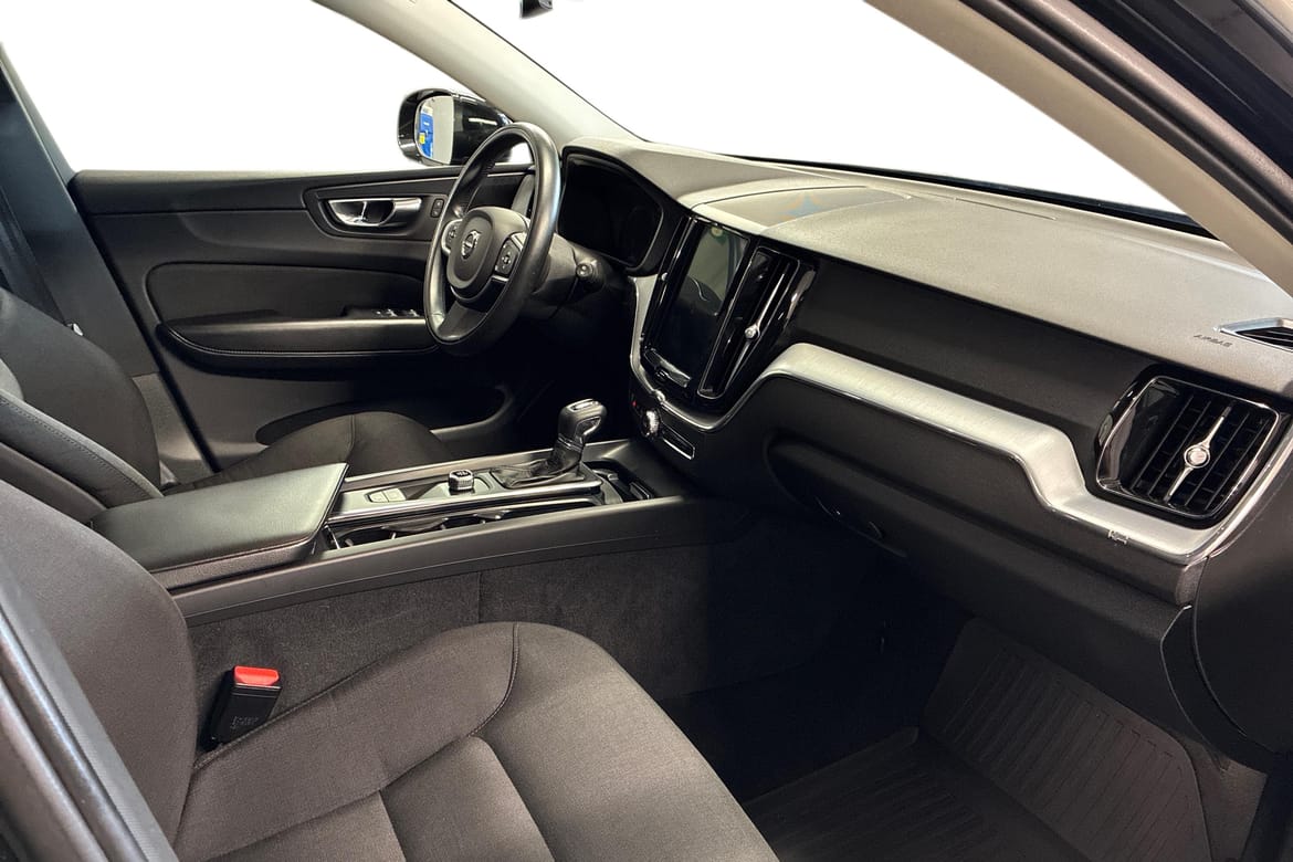 Volvo XC60 D4 Momentum Edition 2019, bild 7/10