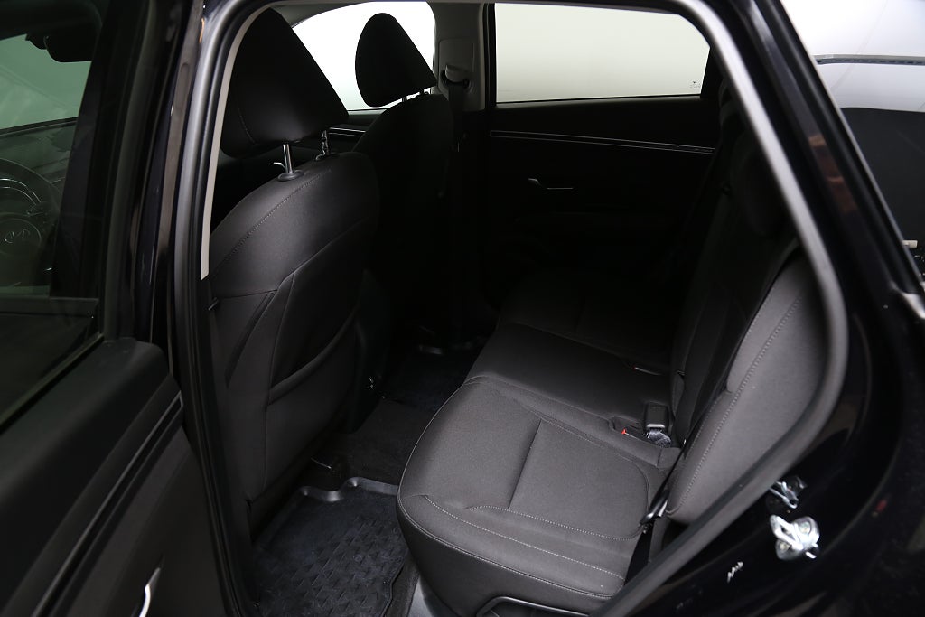 Hyundai Tucson 1,6 T-GDI MHEV 150hk Essential Aut Navi Kamera 2022