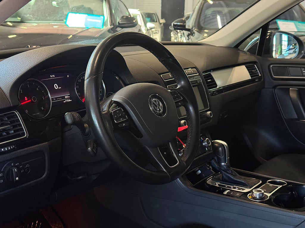 Volkswagen Touareg 3.0 V6 TDI R-Line Drag Kamera Värmare
