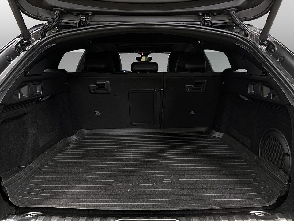 Bild på Peugeot 508 SW PSE Hybrid4 360hk Aut AWD 360° MASSAGE PANO HIFI