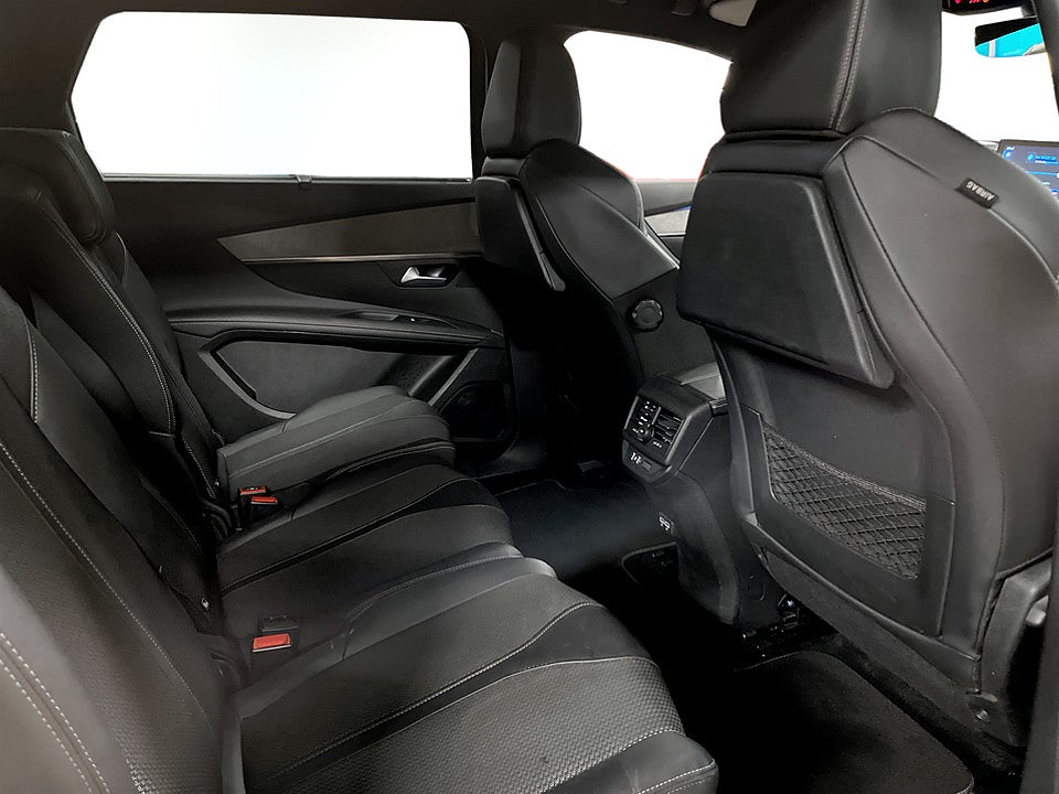Bild på Peugeot 5008 GT 1.2 PT 130hk Aut 7-SITS B-KAMERA CARPLAY