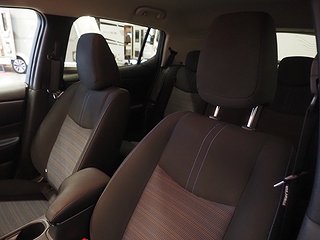 Halvkombi Nissan Leaf 15 av 21