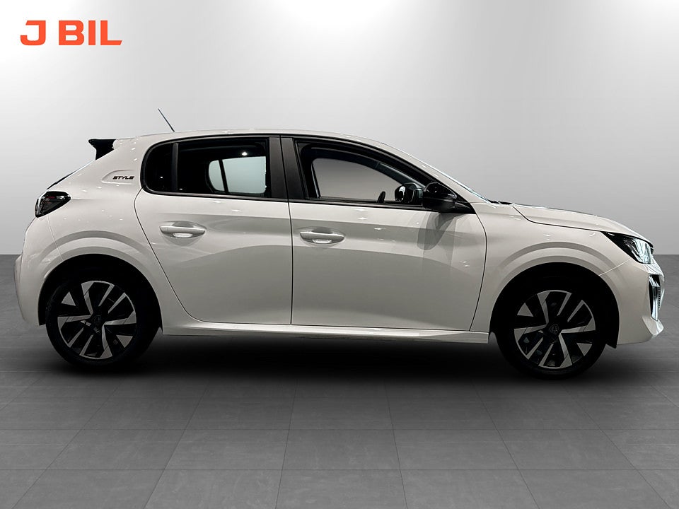 Bild på Peugeot 208 Style Hybrid 100hk Aut CARPLAY P-SENSORER
