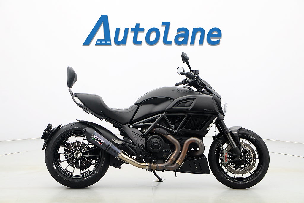 Ducati Diavel *Brembo G.P.R Slip-On