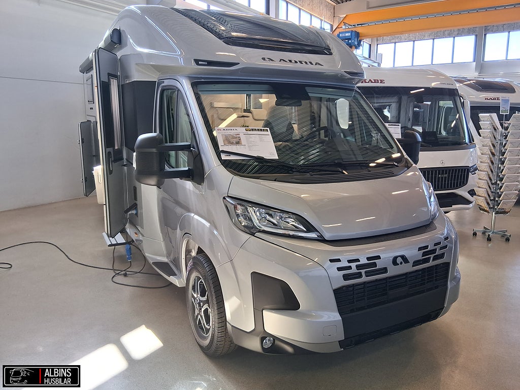 Adria Matrix 670 SL 60Y / Automat / Taksäng