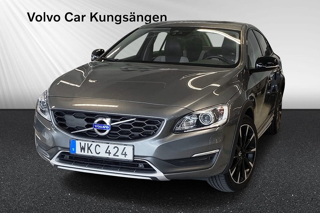 Volvo S60 Cross Country D4 AWD Summum BE PRO Taklucka VOC B-Kamera Navi