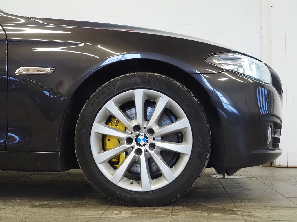 BMW 530 d xDrive Sedan Navi Taklucka H/K D-Värm Drag Skinn