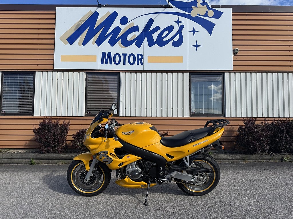 Triumph Sprint RS 955i 