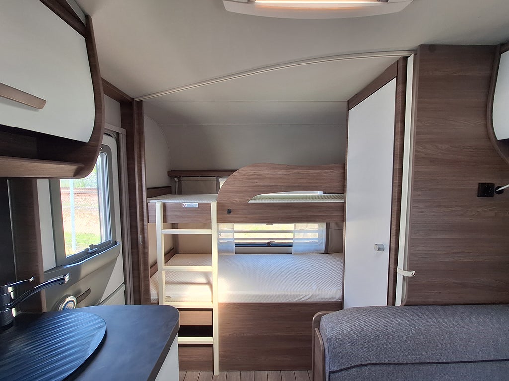 Knaus Sport Silver Selection 540 FDK Barnkammare, 1 Ägare