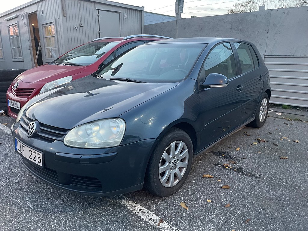 Volkswagen Golf 5-dörrar 1.6 Design Euro 4 Ny besiktad