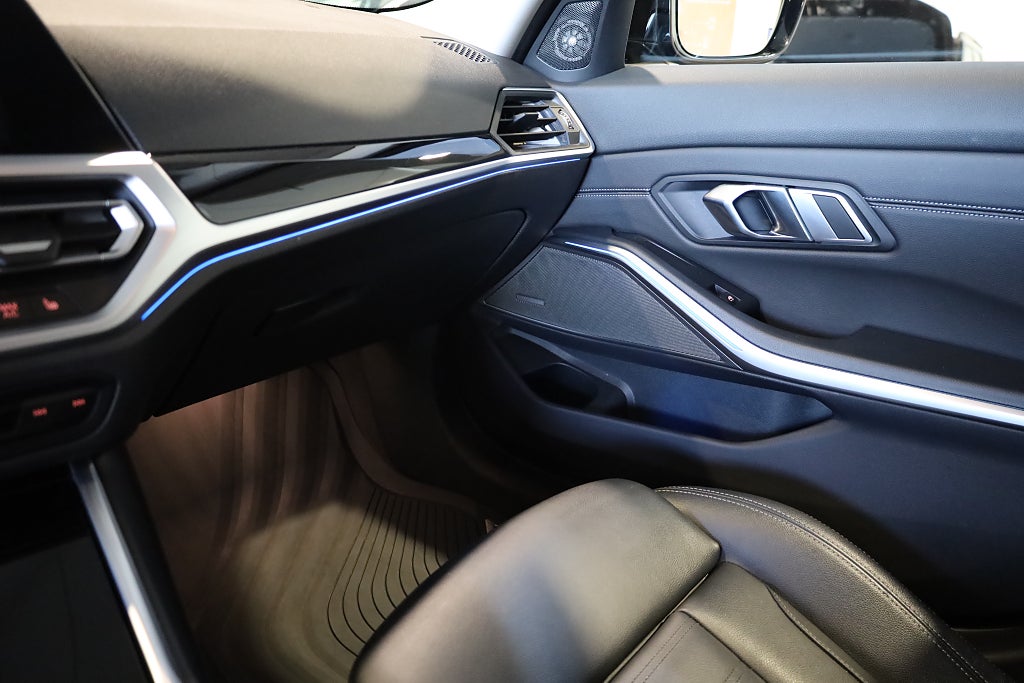 BMW 330e Sedan Steptronic Sport line H&K Navi Läder CarPlay 2020