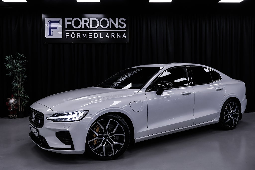 Volvo S60 T8 AWD Recharge Polestar Engineered R-Design Se spec!