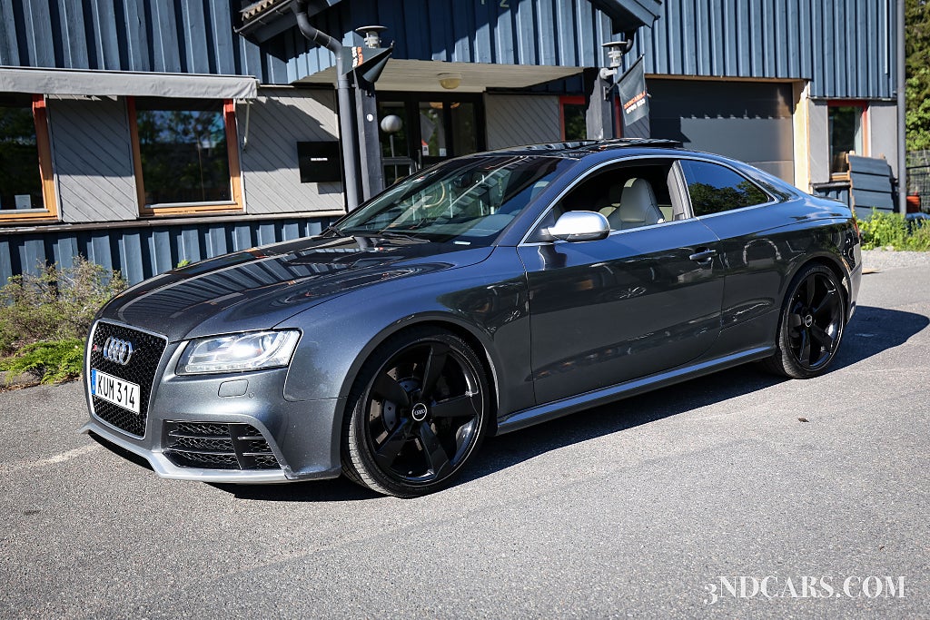 Audi RS5 RS 5 Coupé 4.2 FSI V8 Q S Tronic SVENSKSÅLD PANO B&O 