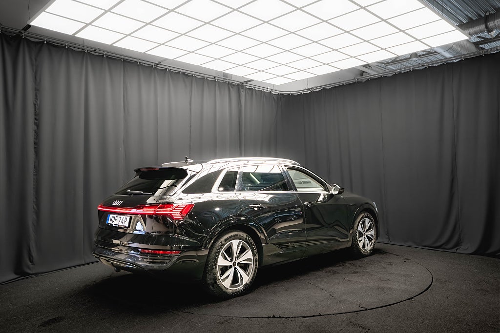 Audi q8-e-tron