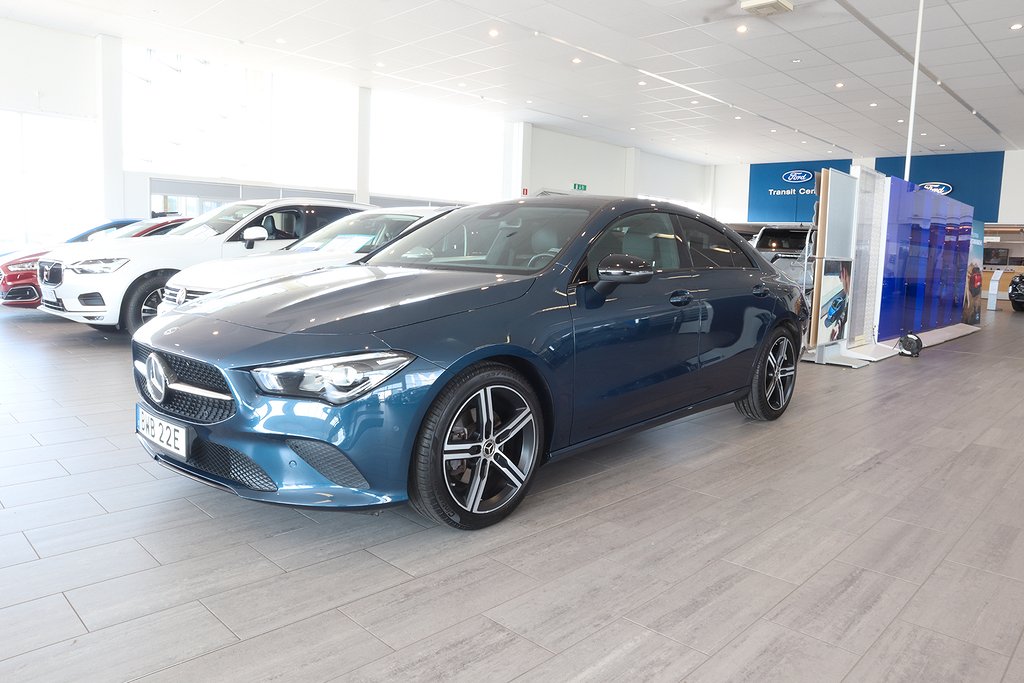 Mercedes-Benz CLA 200 Coupé / Panorama / Night package 163hk