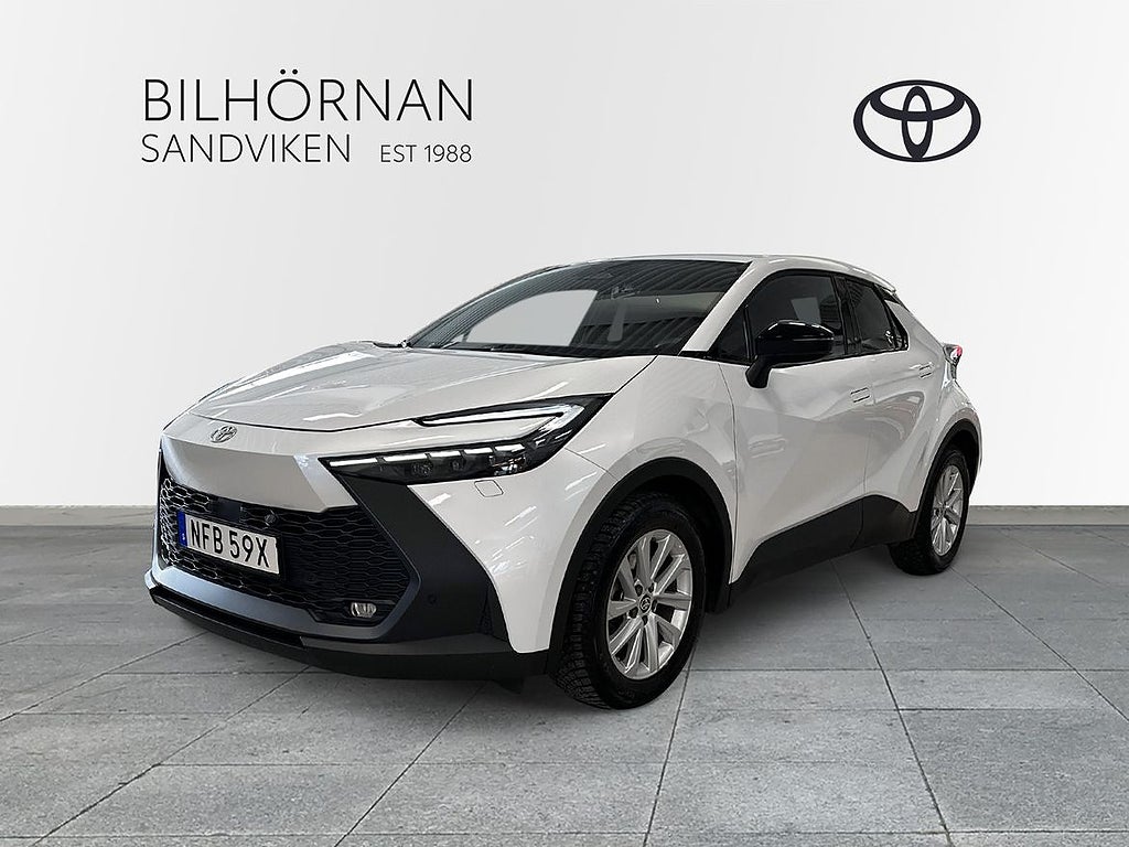 Toyota C-HR Hybrid 1,8 Style Teknikpaket Vinterhjul Mvg