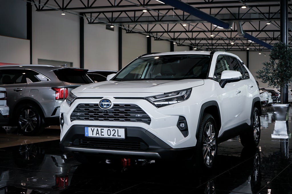 Toyota RAV4 Hybrid AWD-i E-CVT Executive Premium | Kamera|Rattvärme