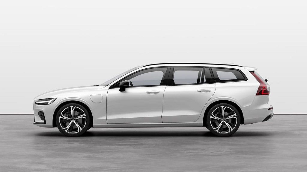 Volvo V60 T6 Plus Dark Edition