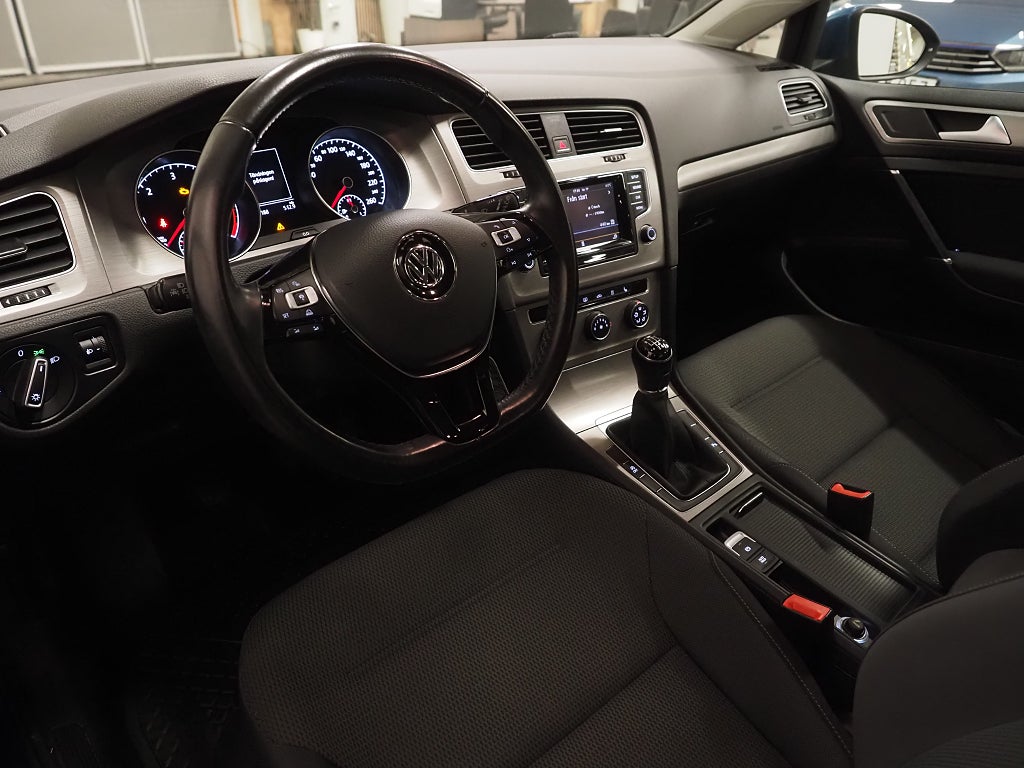 Volkswagen Golf 5-dörrar 1.6 TDI Masters D-Värm P-Sensorer 2015