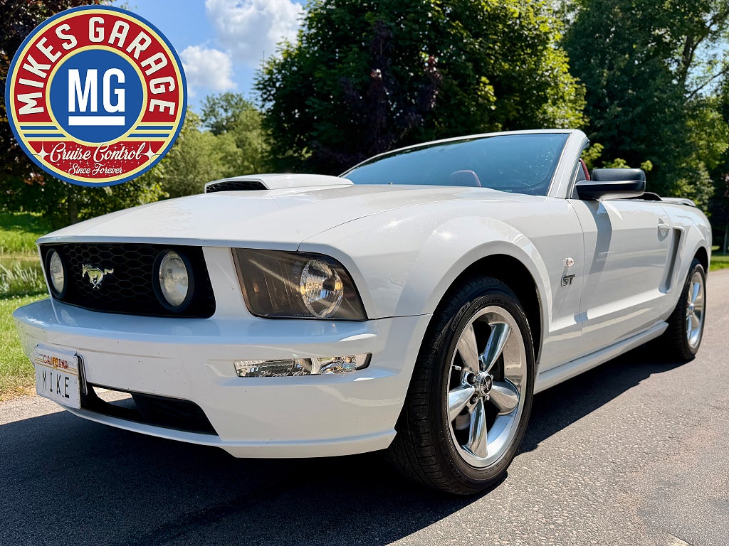 Ford Mustang GT CAB 4.6L V8 & AUTOMAT - RIKTIGT FIN & VÄLVÅRDAD!