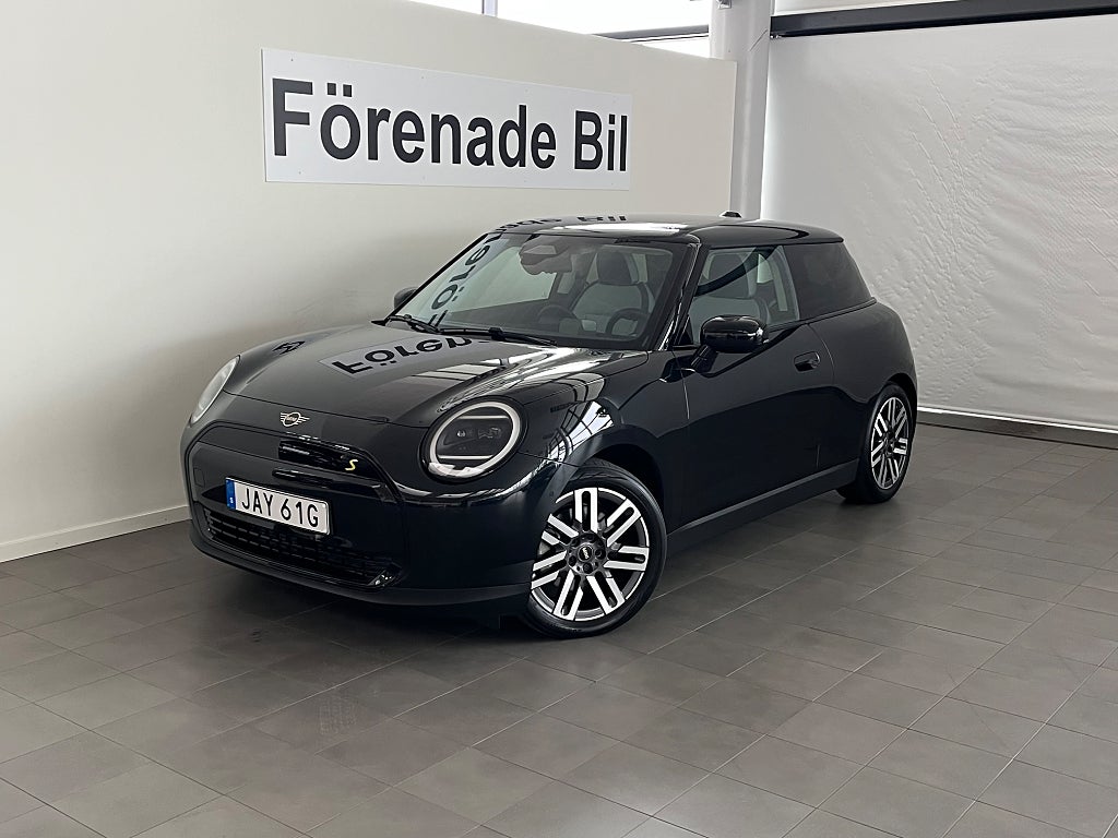 MINI Cooper SE Classic Trim Paket M 4,95% ränta